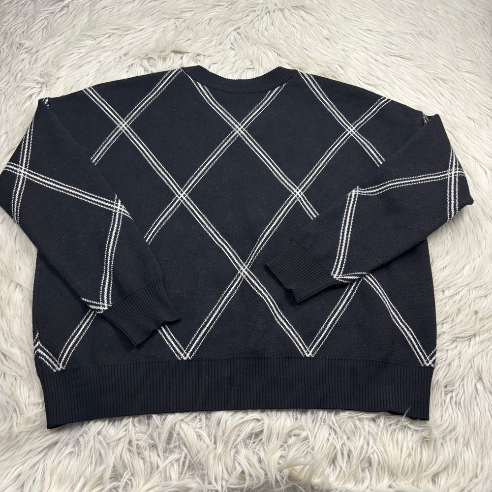 Tahari Women's S Black White Argyle Plaid Crew Boxy Sweater Preppy Heritage - Picture 5 of 5